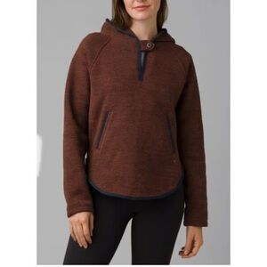 Prana Tri Thermal Poncho in Clove